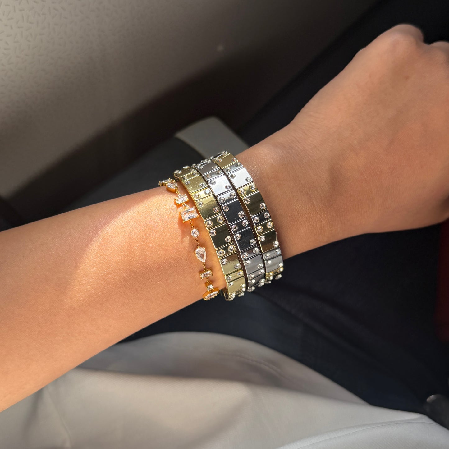 Selin stretchable bracelets (1piece) Golden