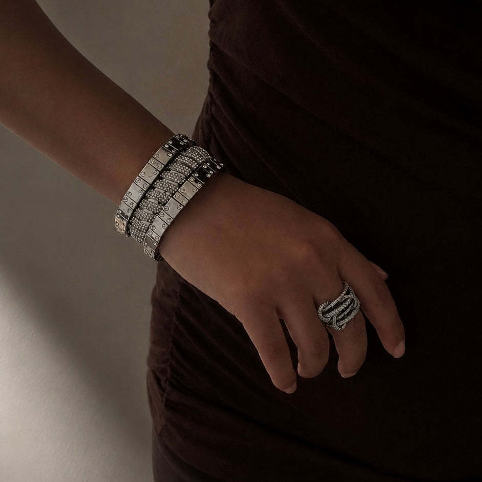 Sasha ring