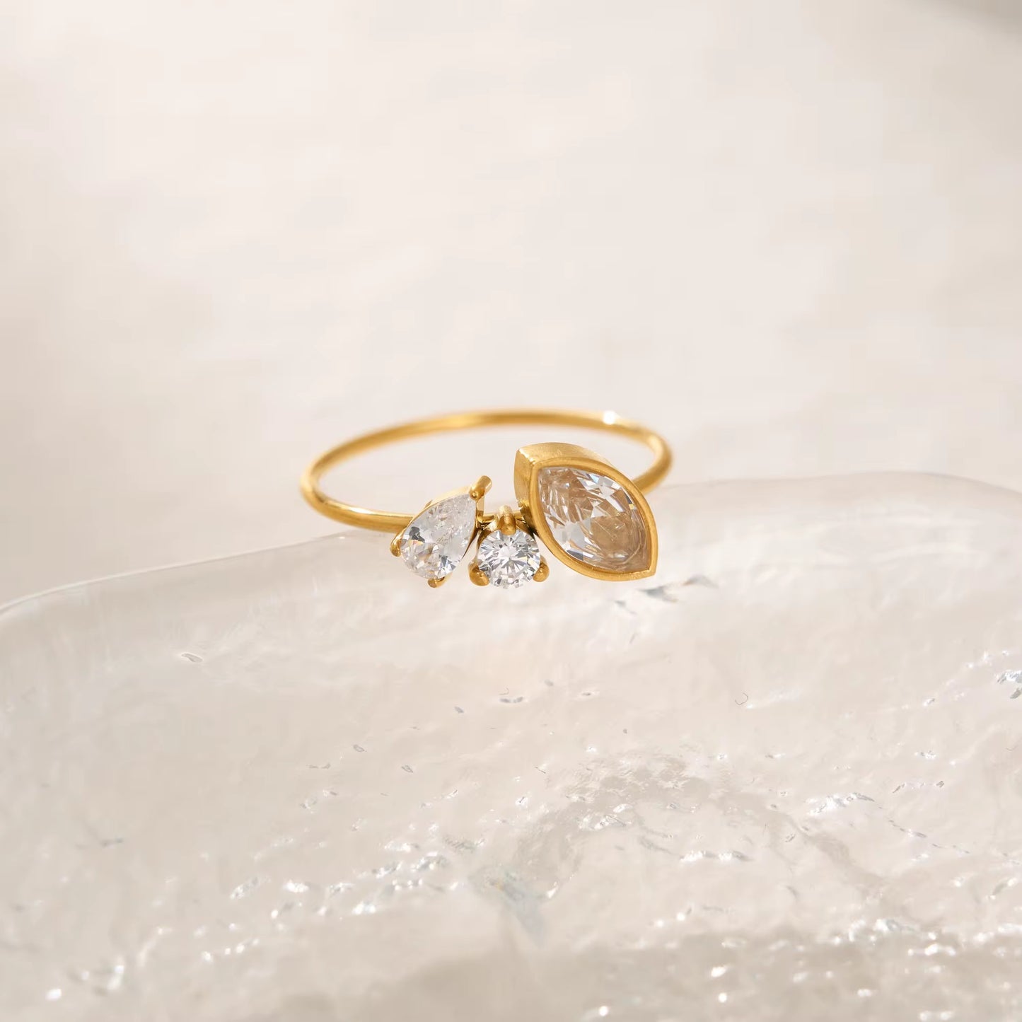 Bloom ring