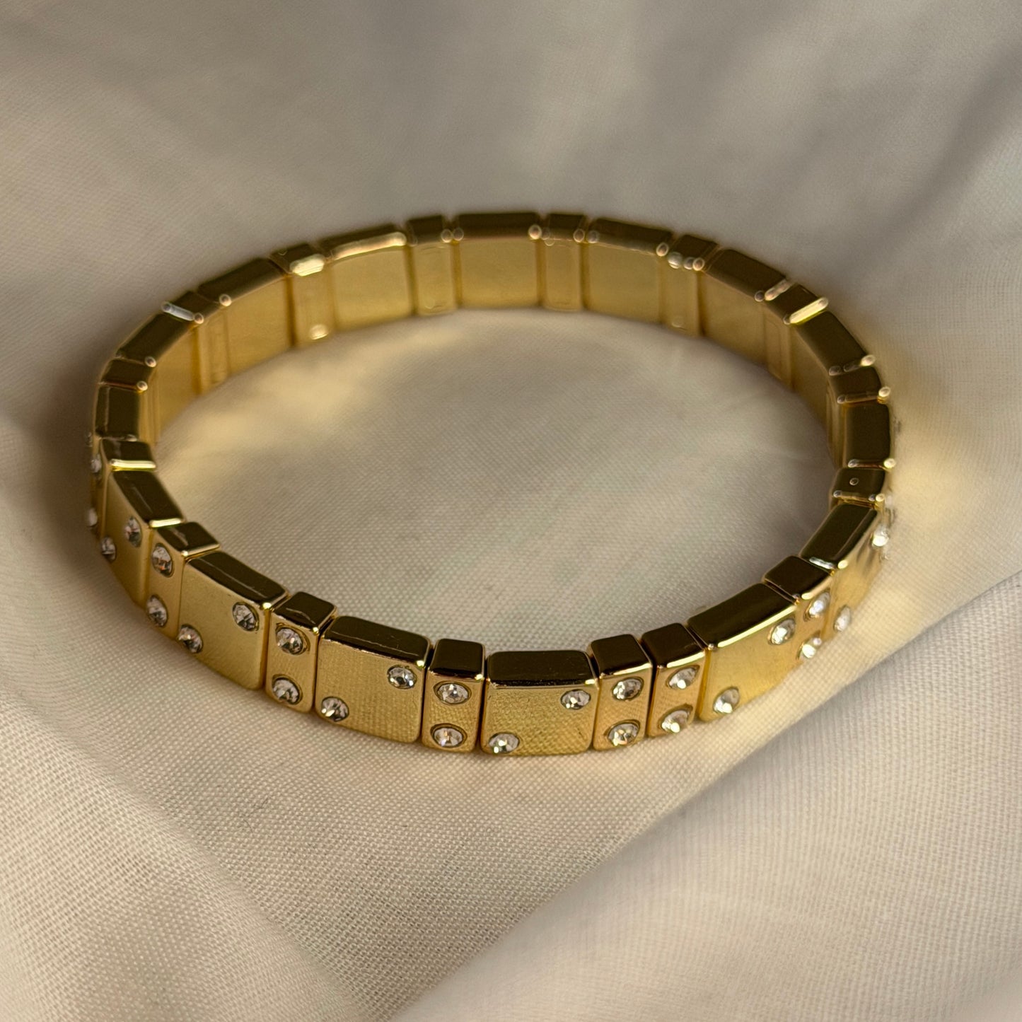 Selin stretchable bracelets