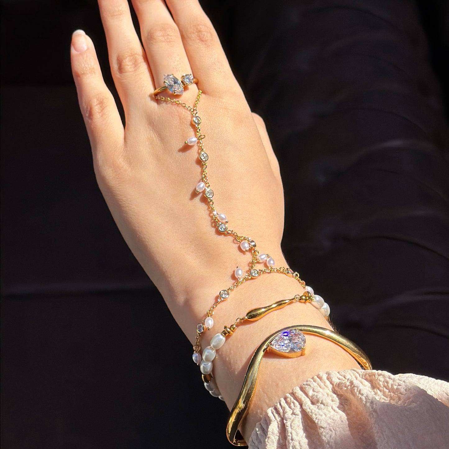 Plum handchain