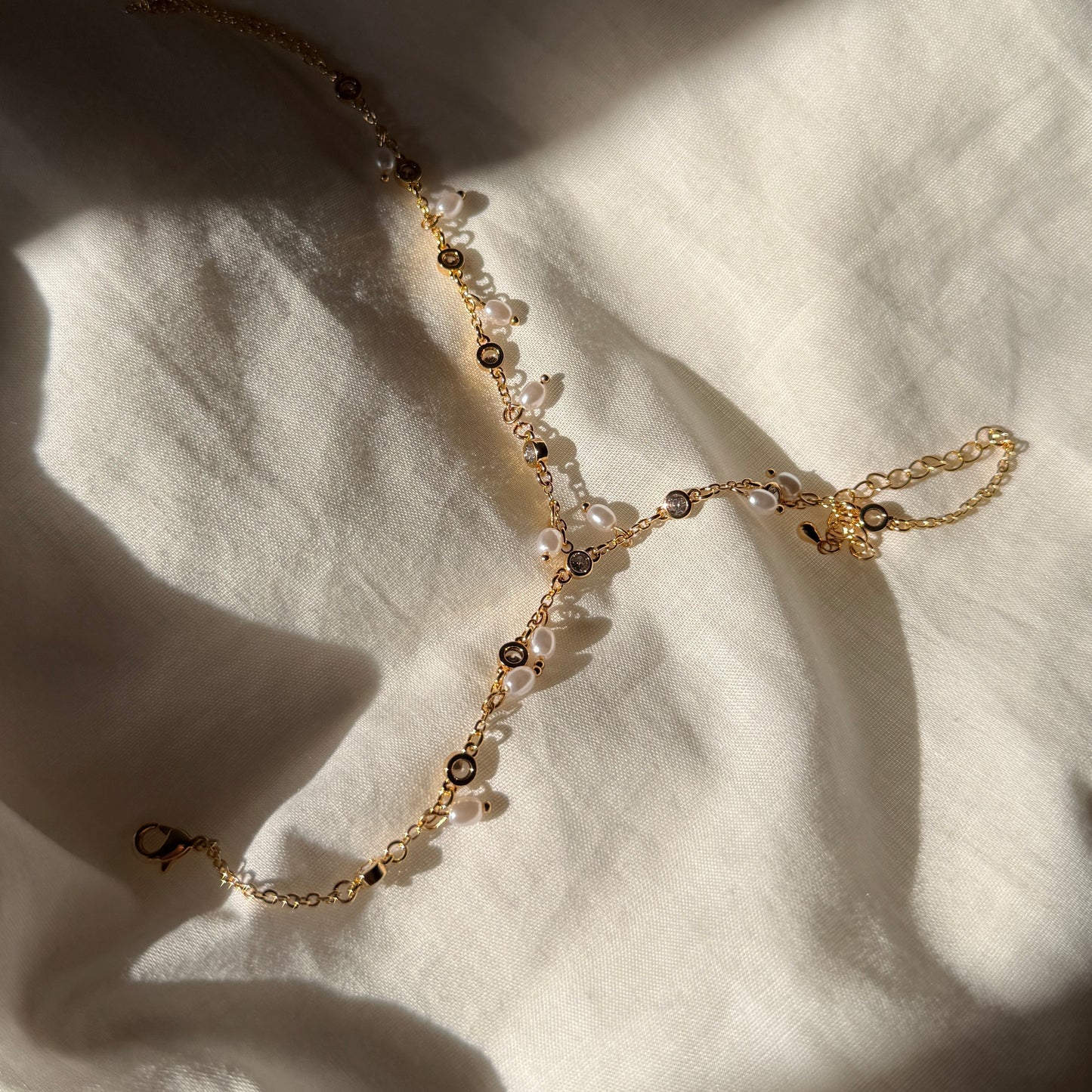 Plum handchain