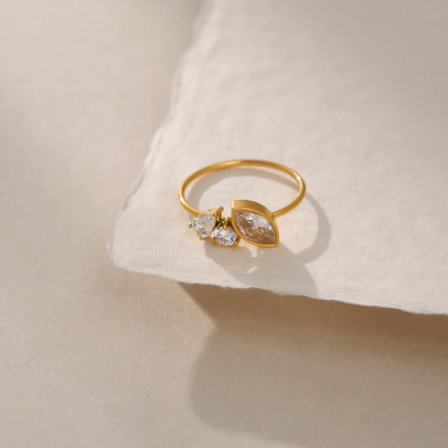 Bloom ring