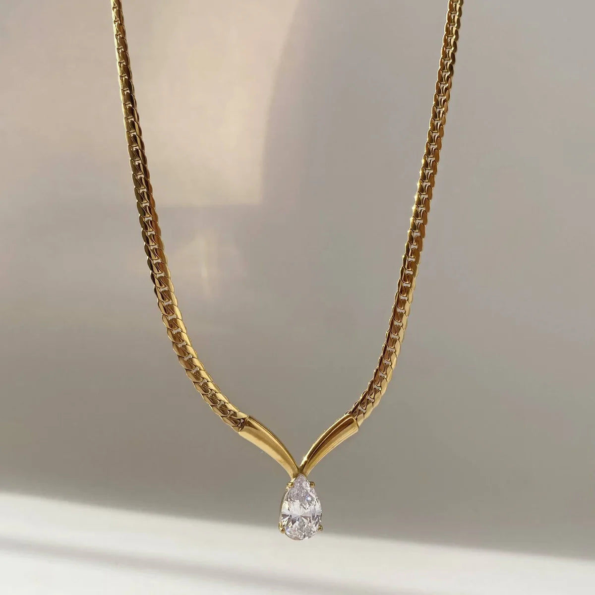 Clara necklace