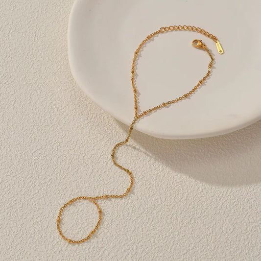 Amirah handchain